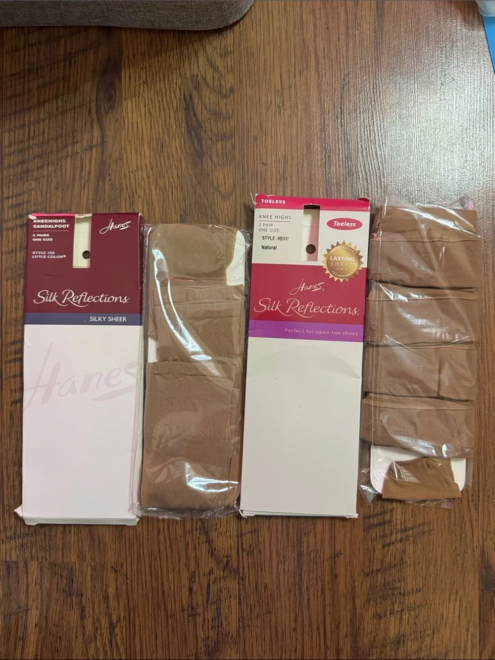 Hanes Silk Reflections Silky Sheer Stockings C1.RBk.M